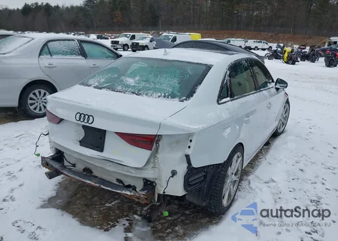 2015 Audi A3 2.0T Premium z USA, uszkodzony, nr VIN WAUBFGFF4F1104793